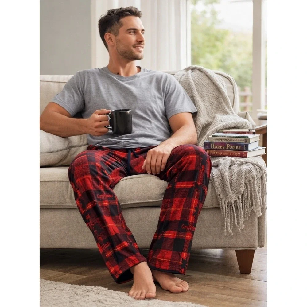 HARRY POTTER GRYFFINDOR‎ Plaid Red Black Lounge Pants – Men's Size S